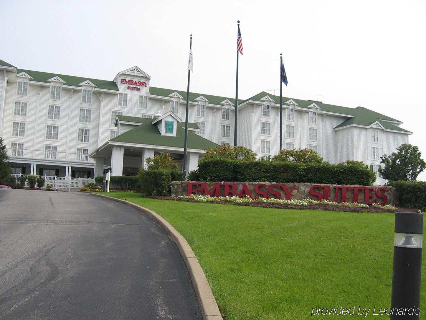 Embassy Suites Pittsburgh - International Airport Coraopolis Exteriör bild